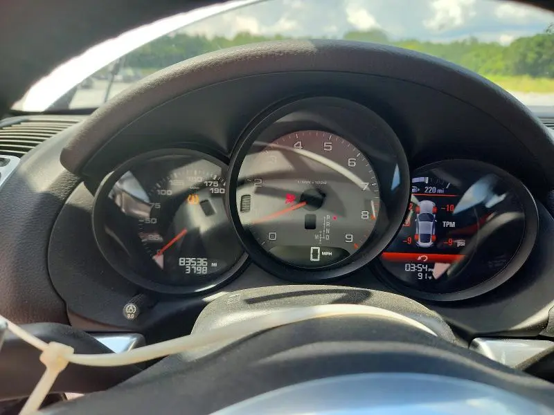 2014 PORSCHE CAYMAN   