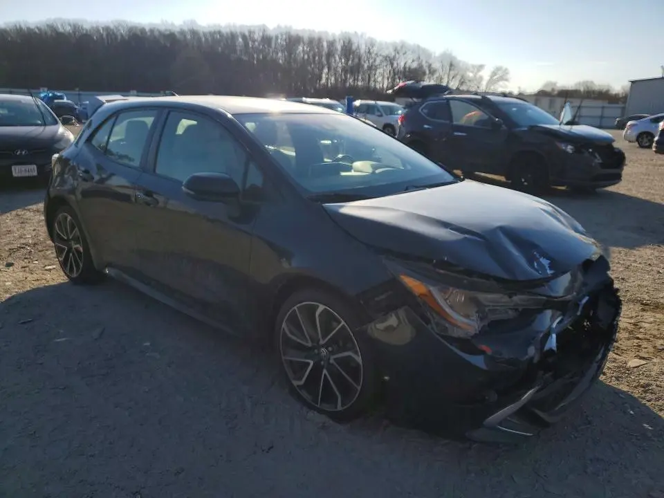 2019 TOYOTA COROLLA SE  