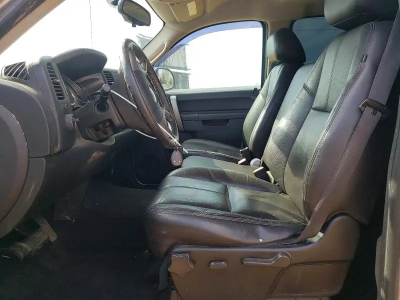 2010 CHEVROLET SILVERADO K1500 LT  