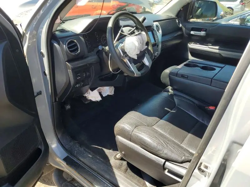 2019 TOYOTA TUNDRA SR5  
