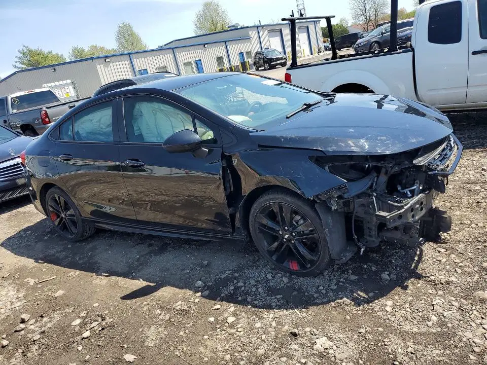 2018 CHEVROLET CRUZE LT  