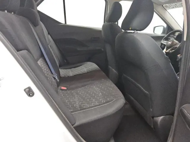 2021 NISSAN KICKS S