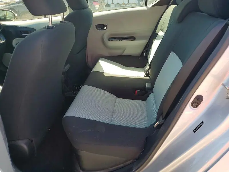 2013 TOYOTA PRIUS C TWO  