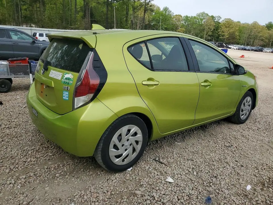 2016 TOYOTA PRIUS C TWO  