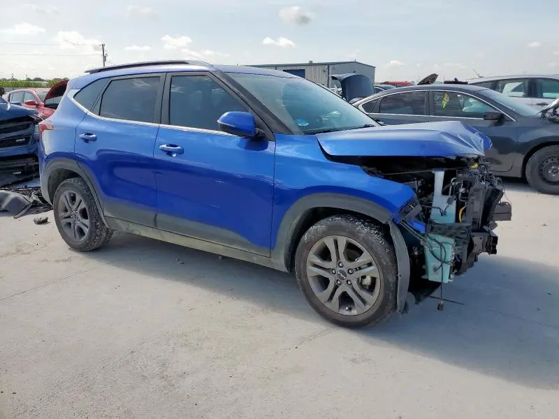 2023 KIA SELTOS S  