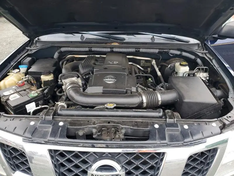 2011 NISSAN FRONTIER S  