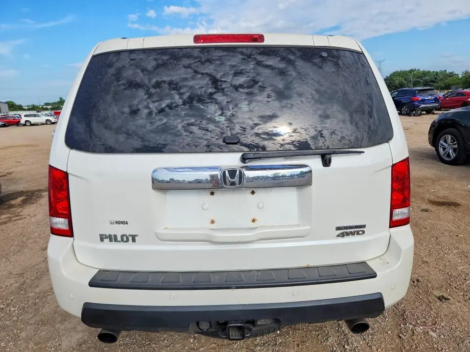 2011 HONDA PILOT TOURING  
