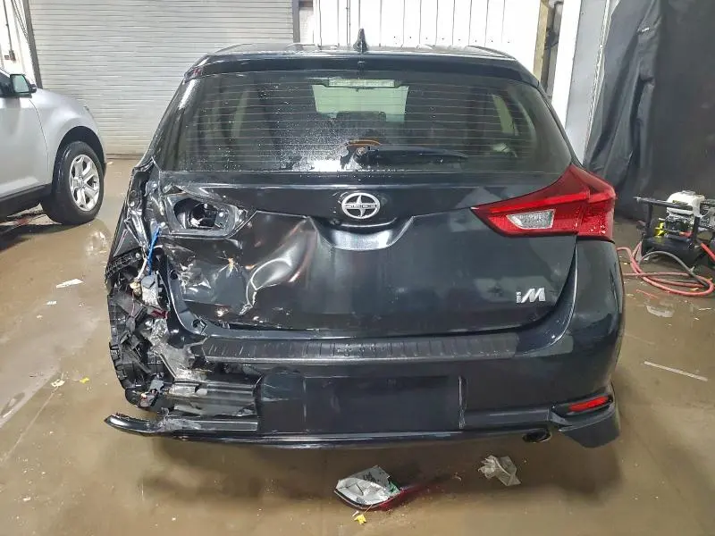 2016 TOYOTA SCION IM   