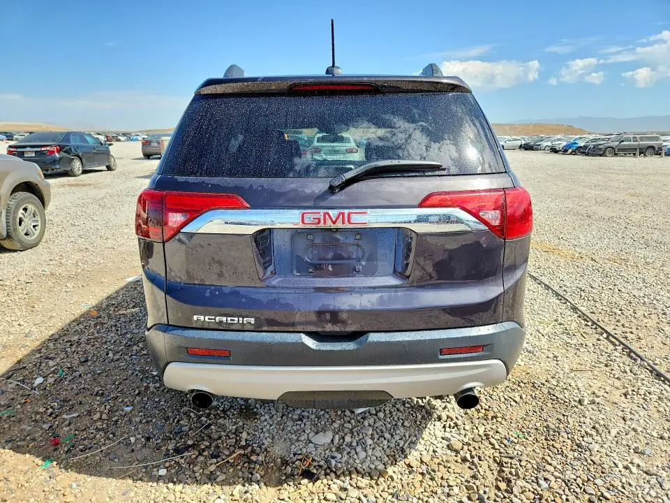 2017 GMC ACADIA SLE  