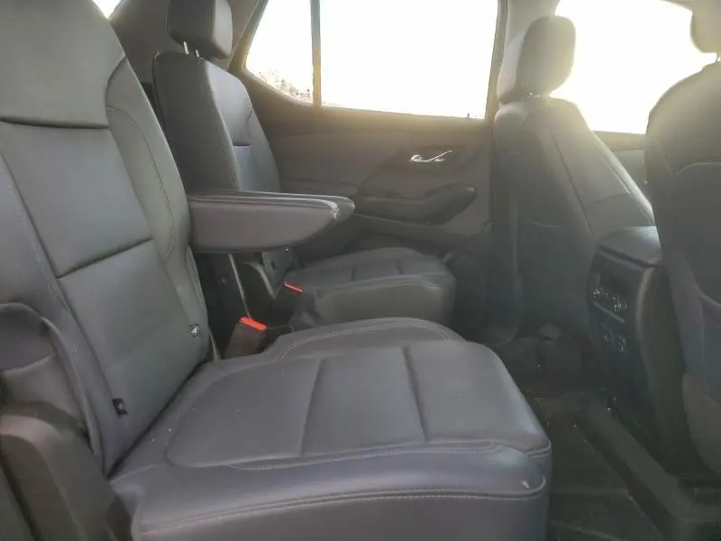 2019 CHEVROLET TRAVERSE LT  