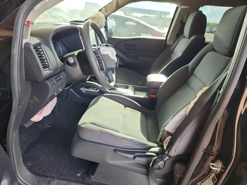 2024 NISSAN FRONTIER S  