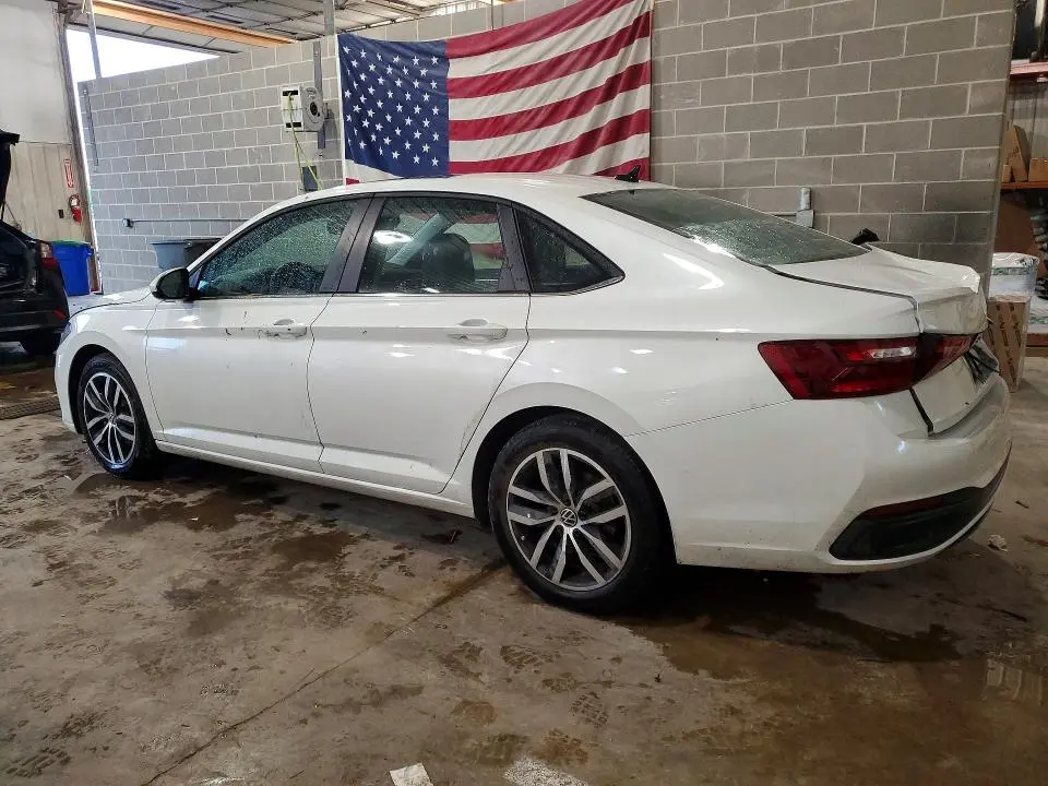 2025 VOLKSWAGEN JETTA SE  