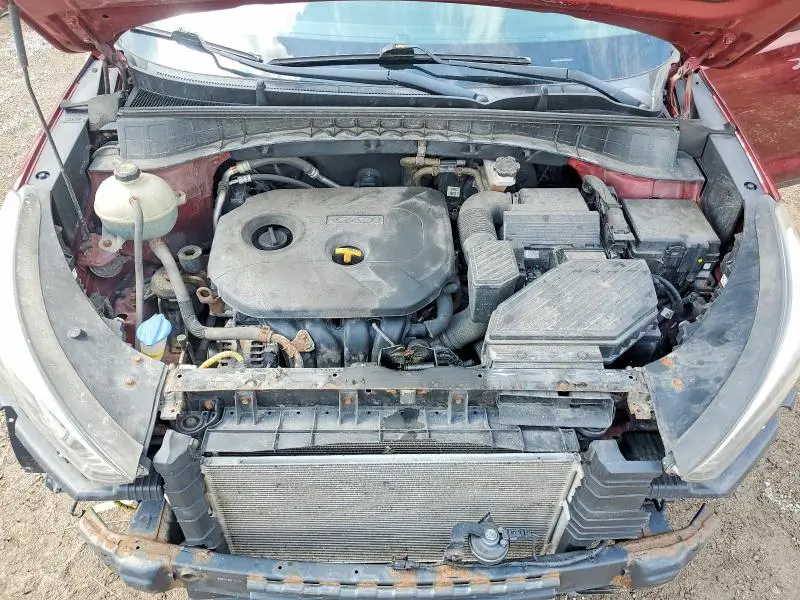 2016 HYUNDAI TUCSON SE  
