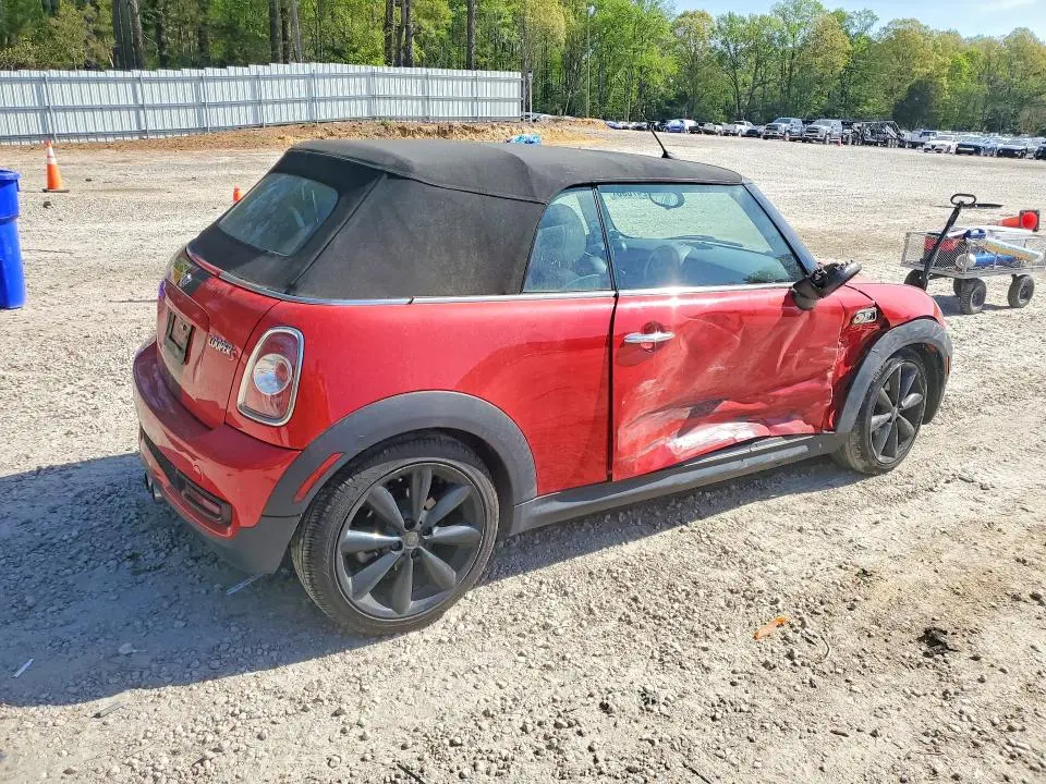 2015 MINI COOPER S  