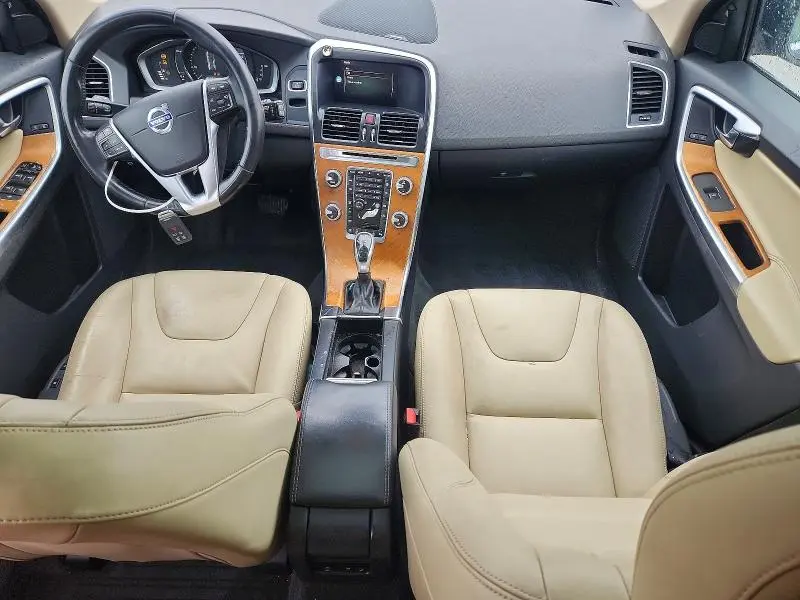 2017 VOLVO XC60 T6 INSCRIPTION  