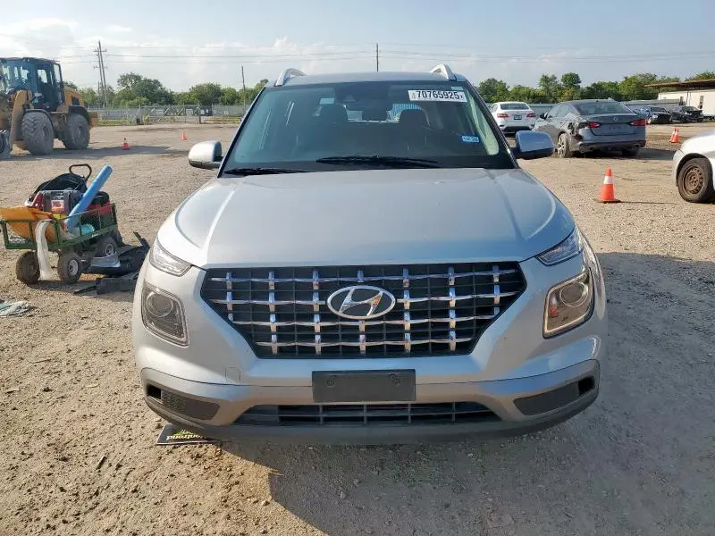 2022 HYUNDAI VENUE SEL  