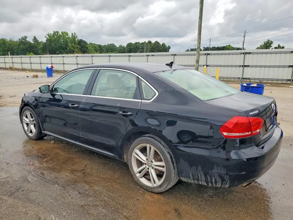 2014 VOLKSWAGEN PASSAT SE  