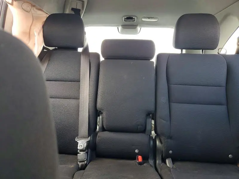 2011 HONDA CR-V LX  