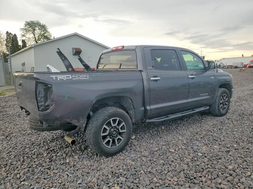 2018 TOYOTA TUNDRA CREWMAX LIMITED  