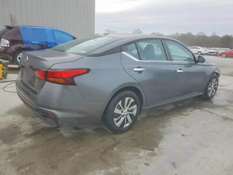 2019 NISSAN ALTIMA S  