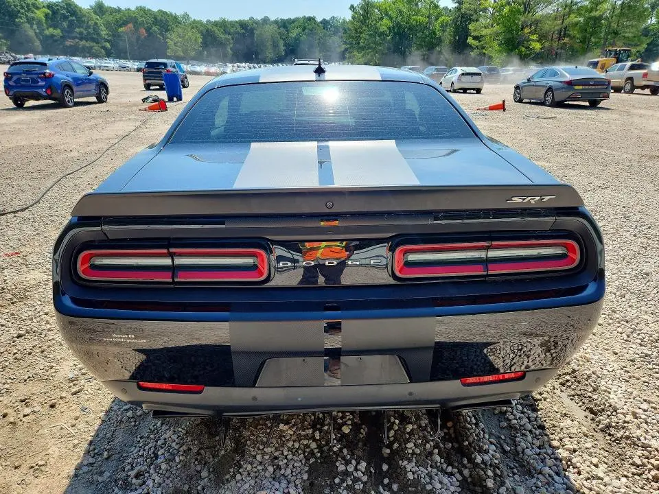 2016 DODGE CHALLENGER SRT HELLCAT  