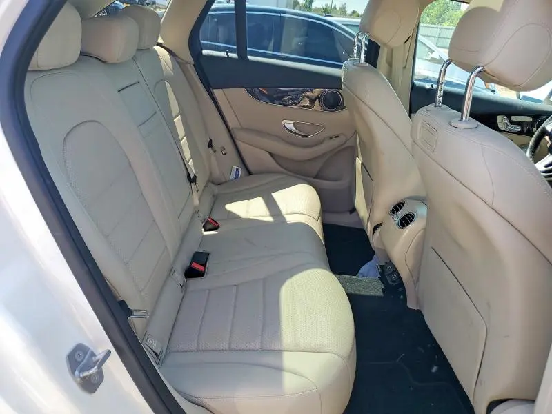 2018 MERCEDES-BENZ GLC 300 4MATIC  