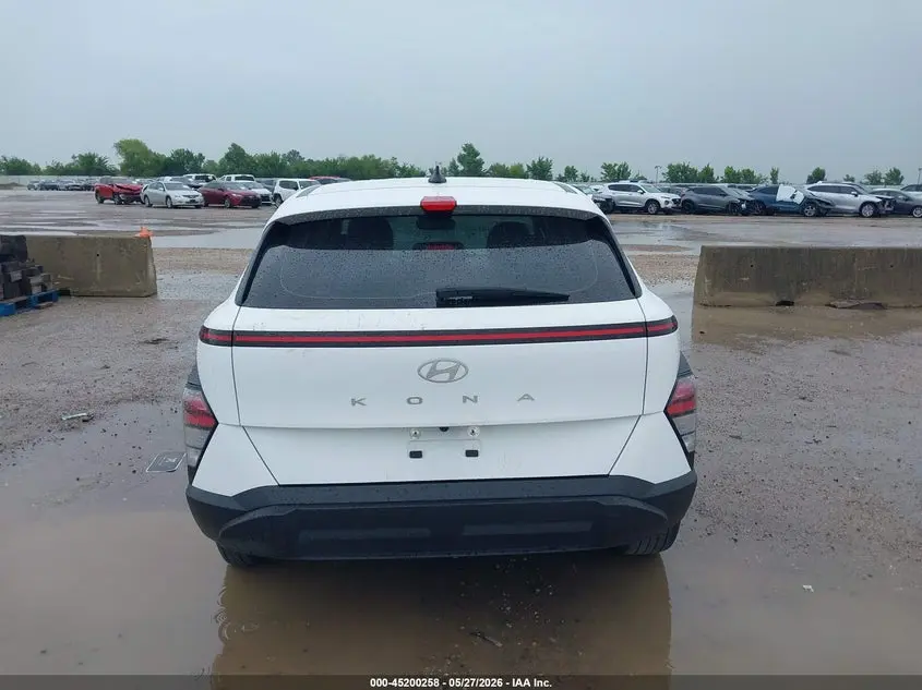 2025 HYUNDAI KONA SE