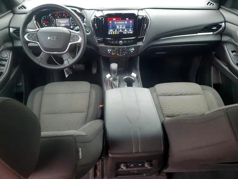 2023 CHEVROLET TRAVERSE LT  