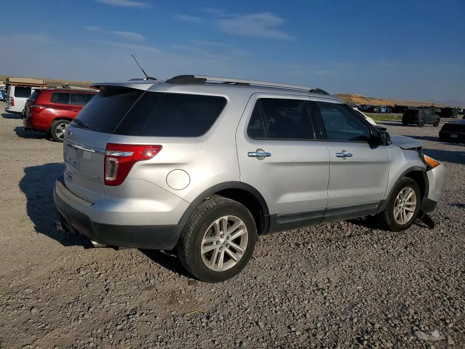 2013 FORD EXPLORER XLT  
