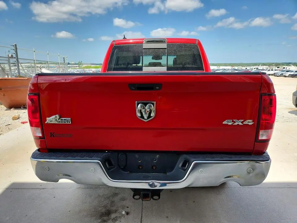 2014 RAM 1500 SLT  