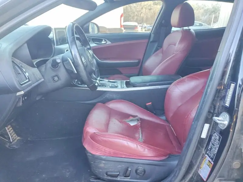 2018 KIA STINGER GT1  