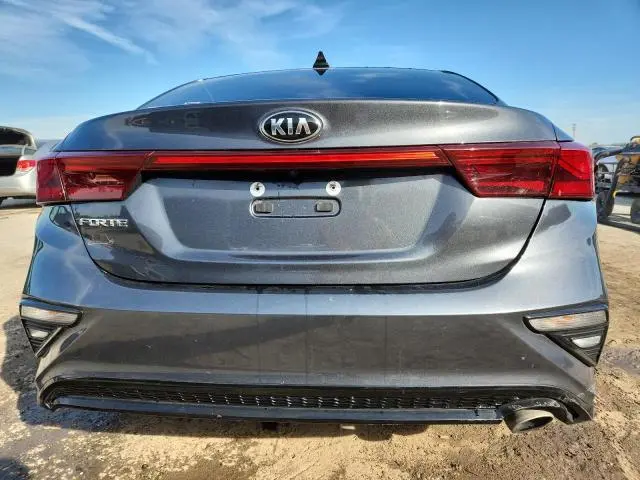 2021 KIA FORTE FE  