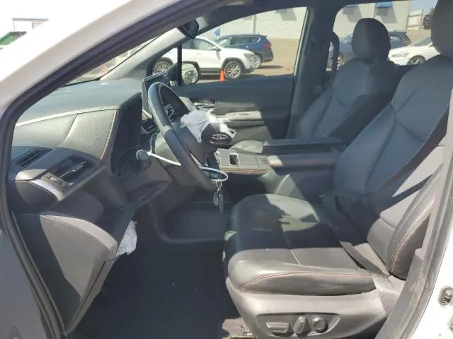 2022 TOYOTA SIENNA XSE  