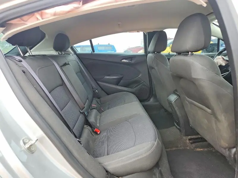 2017 CHEVROLET CRUZE LT  