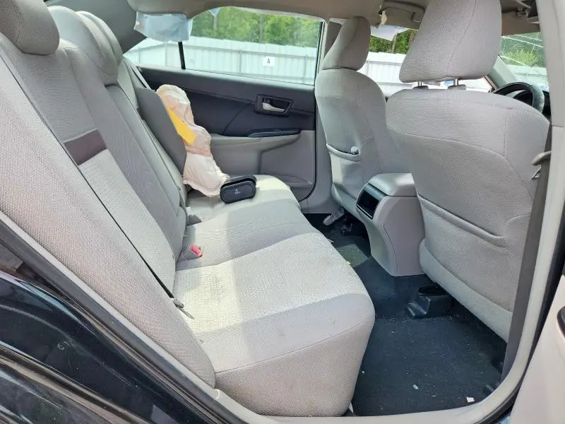 2014 TOYOTA CAMRY LE  