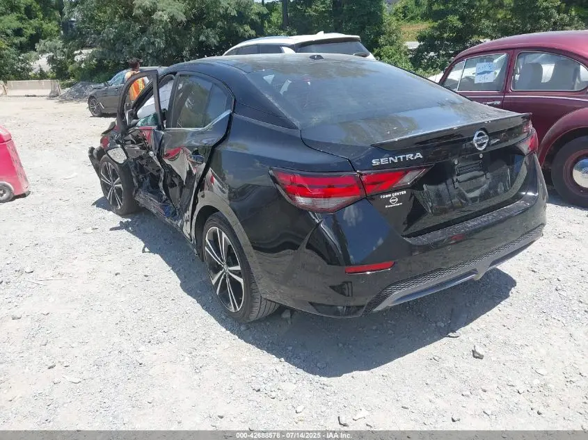 2023 NISSAN SENTRA SR XTRONIC CVT