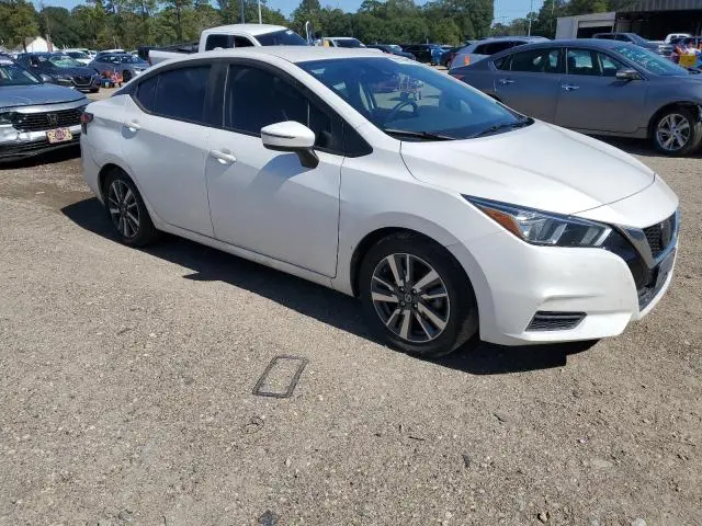 2020 NISSAN VERSA SV  