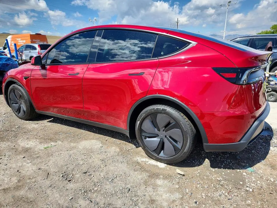 2026 TESLA MODEL Y   