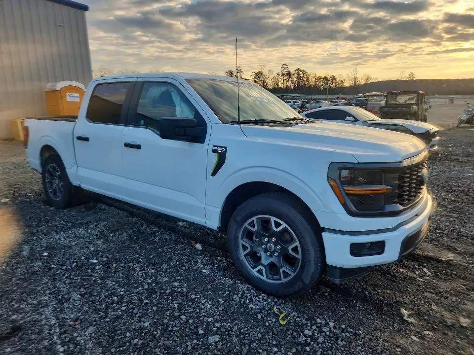 2024 FORD F150 STX  