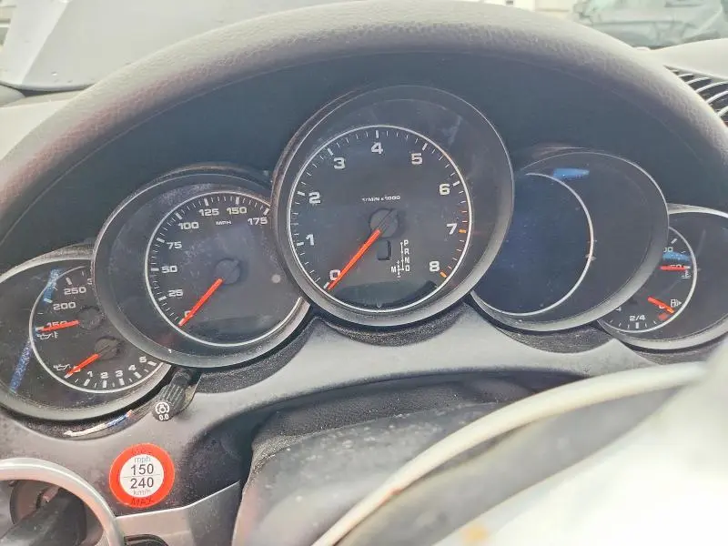 2016 PORSCHE CAYENNE   