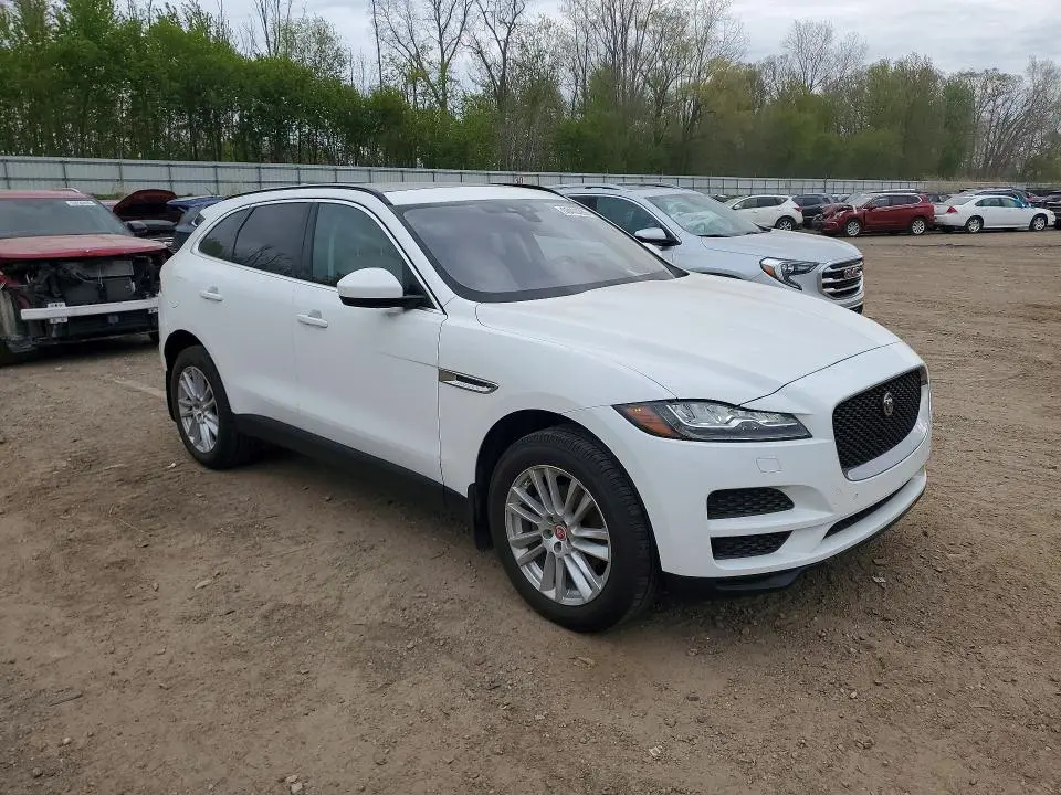 2018 JAGUAR F-PACE PRESTIGE  