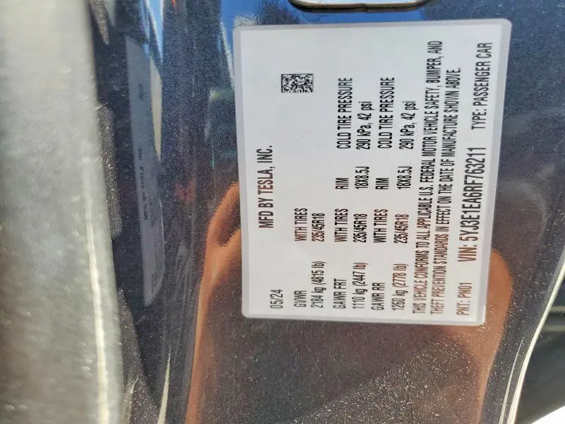 2024 TESLA MODEL 3   