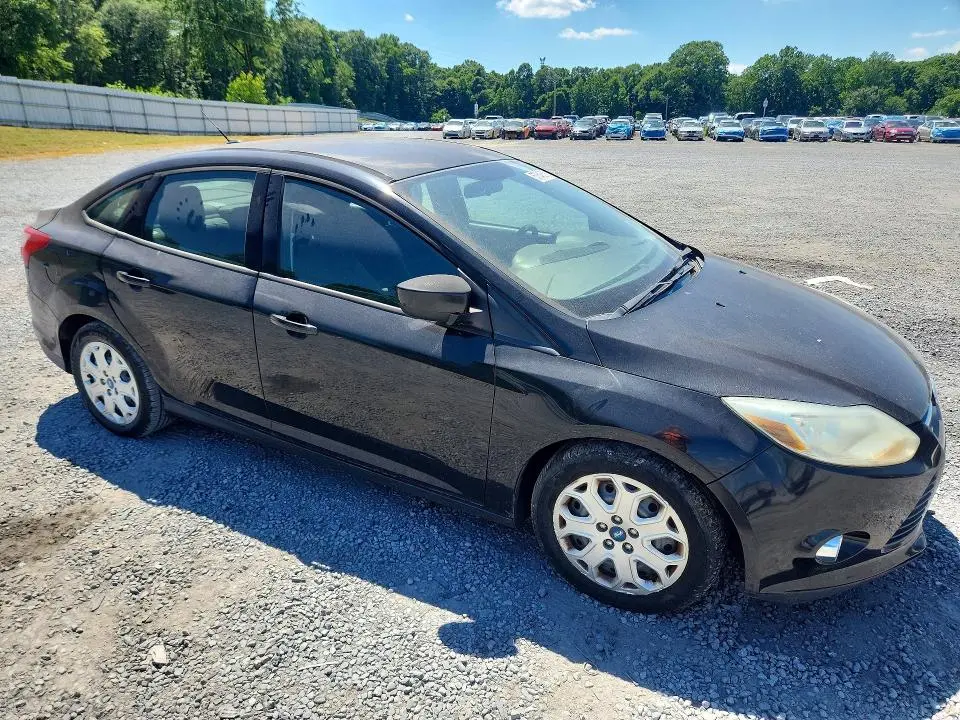 2012 FORD FOCUS SE  