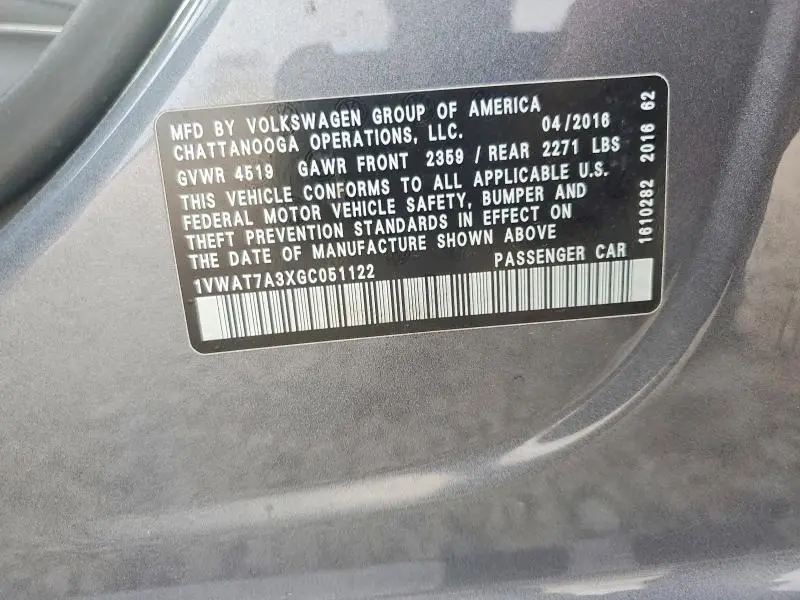 2016 VOLKSWAGEN PASSAT S  