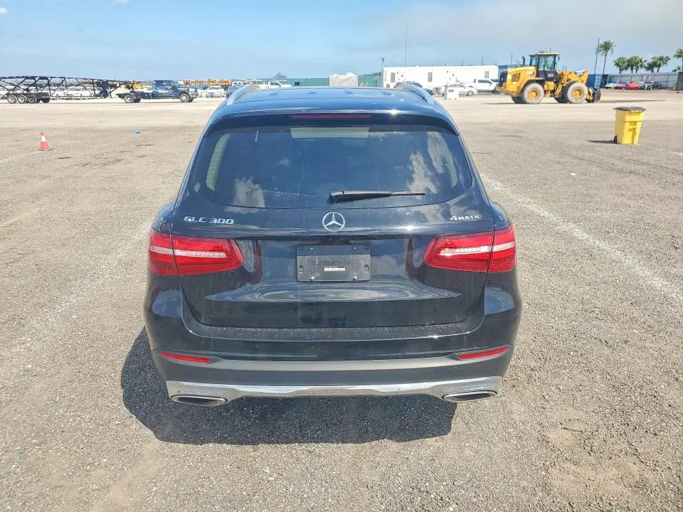 2018 MERCEDES-BENZ GLC 300 4MATIC  