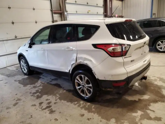 2017 FORD ESCAPE SE  