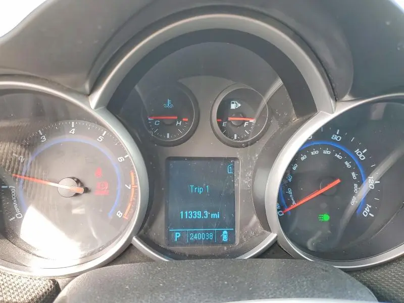 2011 CHEVROLET CRUZE LT  