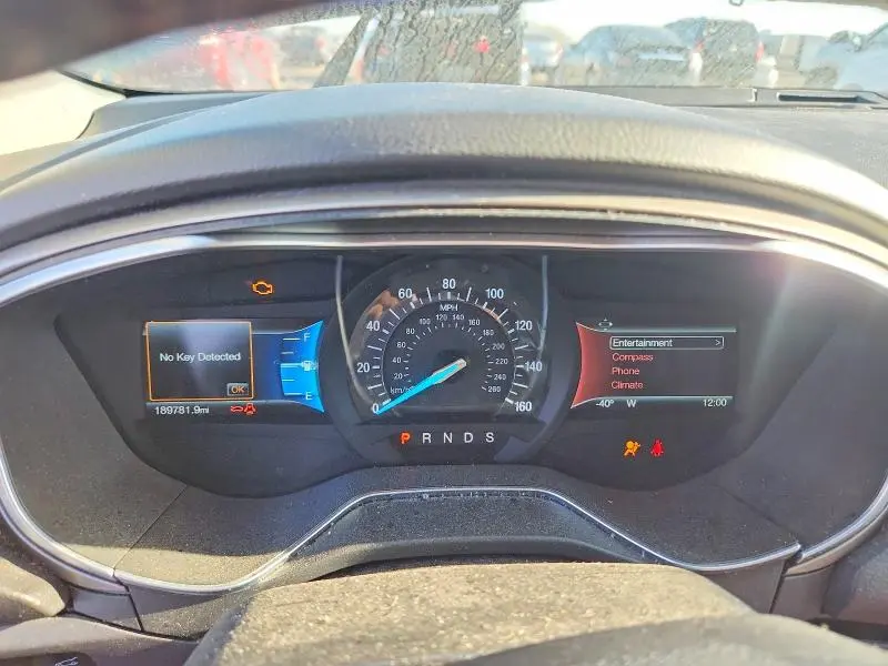 2016 FORD FUSION SE  