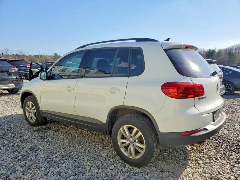 2017 VOLKSWAGEN TIGUAN S  