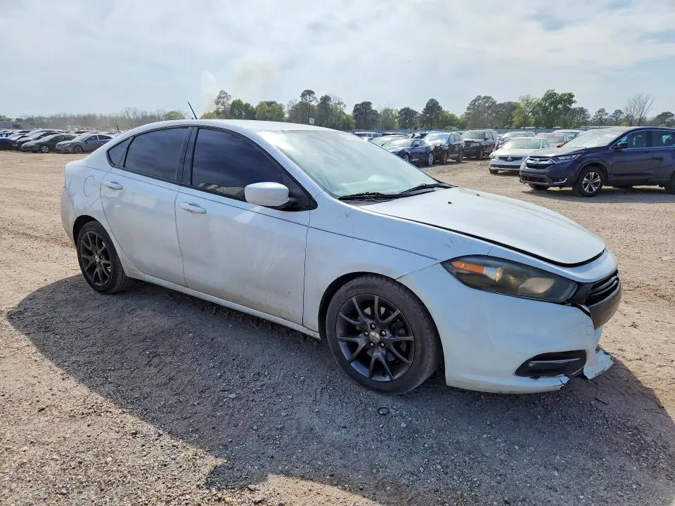 2015 DODGE DART SE  